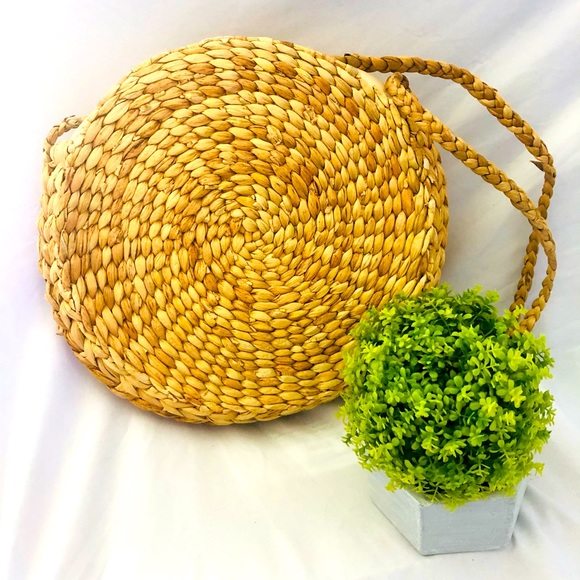 Bali Artisan Round Ata Grass Summer Bag - Picture 1 of 3